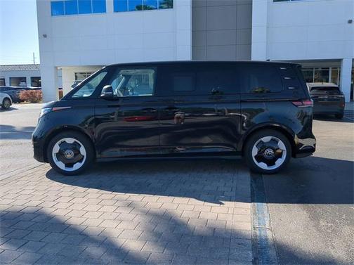 2025 Volkswagen ID. Buzz Pro S Plus