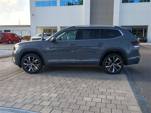 2025 Volkswagen Atlas 2.0T SEL Premium R-Line 4MOTION