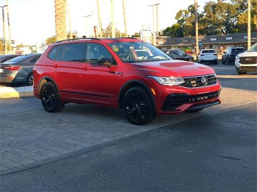2024 Volkswagen Tiguan 2.0T SE R-Line Black 4MOTION