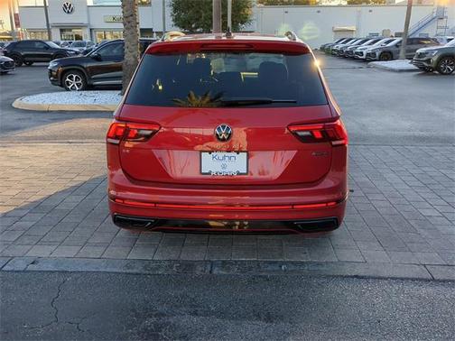 2024 Volkswagen Tiguan 2.0T SE R-Line Black 4MOTION