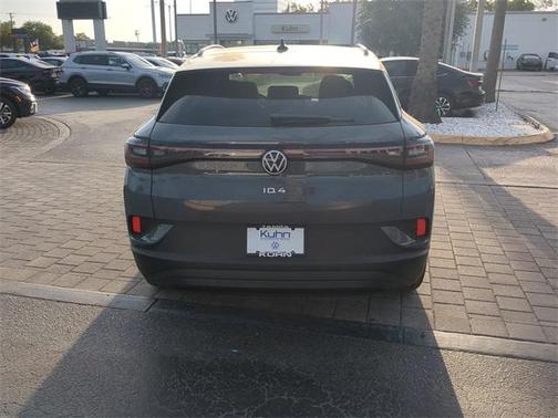 2025 Volkswagen ID.4 Pro