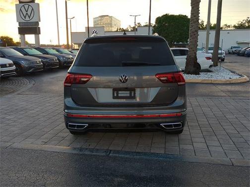 2023 Volkswagen Tiguan 2.0T SEL R-Line 4MOTION