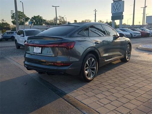 2021 Audi e-tron Sportback Premium