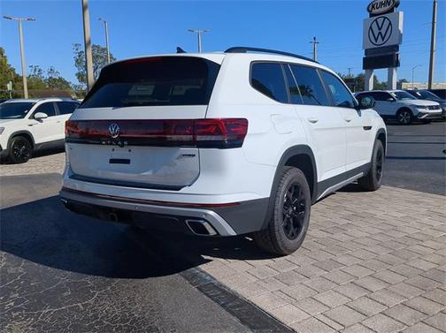 2025 Volkswagen Atlas 2.0T Peak Edition
