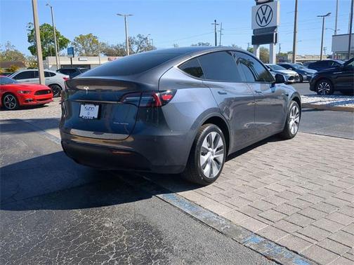 2024 Tesla Model Y Long Range Dual Motor All-Wheel Drive