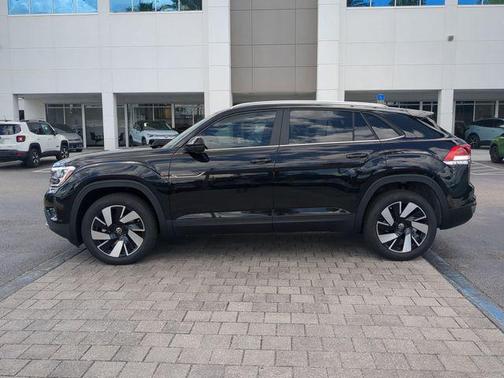 deep black pearl 2026 Volkswagen Atlas Cross Sport 2.0T SE w/Technology 4MOTION