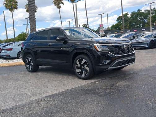 deep black pearl 2026 Volkswagen Atlas Cross Sport 2.0T SE w/Technology 4MOTION