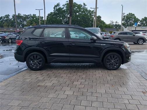 2024 Volkswagen Taos 1.5T S