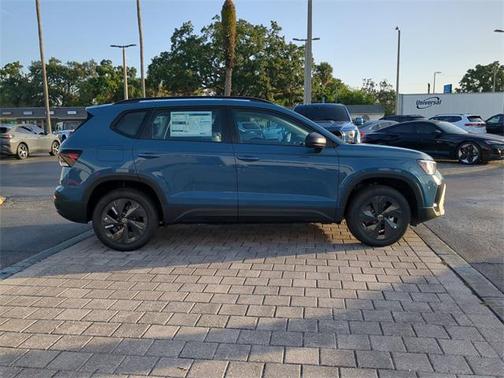 2025 Volkswagen Taos 1.5T S