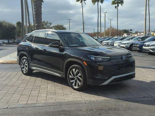 2025 Volkswagen Tiguan 2.0T S