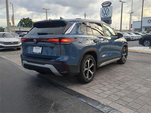2025 Volkswagen Tiguan 2.0T SE