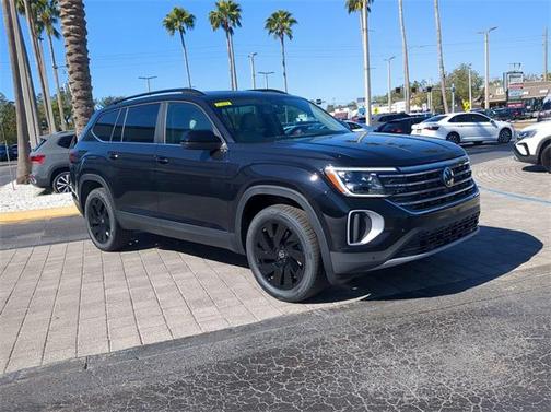 2025 Volkswagen Atlas 2.0T SE w/Technology