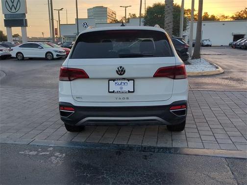 2022 Volkswagen Taos 1.5T SEL