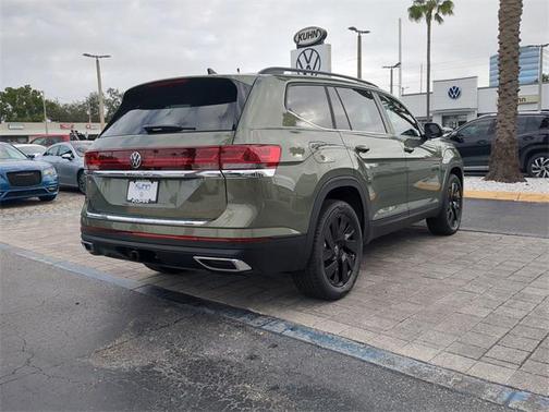 2026 Volkswagen Atlas 2.0T SE w/Technology