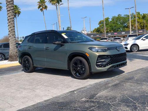 Avocado Green w/Deep Black Roof 2026 Volkswagen Tiguan 2.0T SE R-Line Black