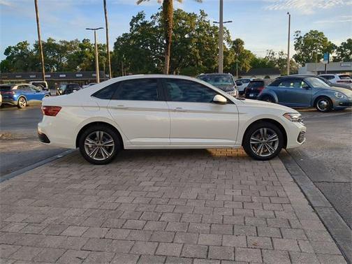 2023 Volkswagen Jetta 1.5T SE