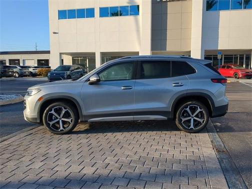 2025 Volkswagen Tiguan 2.0T SE