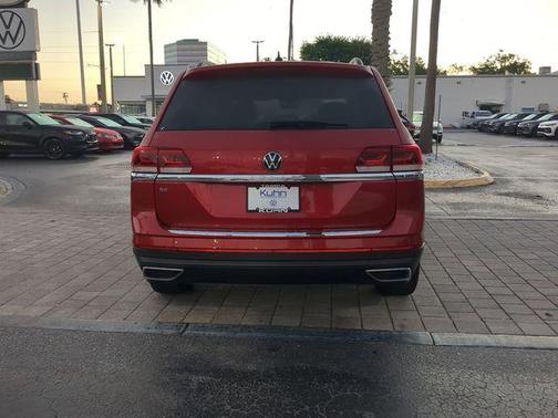 2022 Volkswagen Atlas 2.0T SE w/Technology