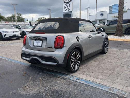 Melting Silver III Metallic 2024 MINI Convertible Cooper S