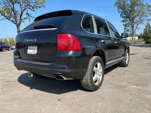 2005 Porsche Cayenne S