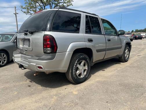 2005 Chevrolet Trailblazer LS