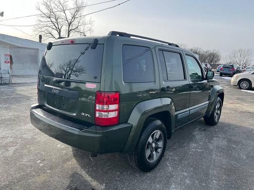 2008 Jeep Liberty Sport