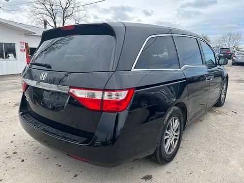 Crystal Black Pearl 2011 Honda Odyssey EX