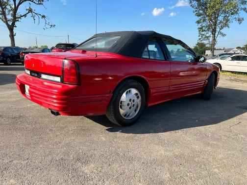 1992 Oldsmobile Cutlass Supreme Base