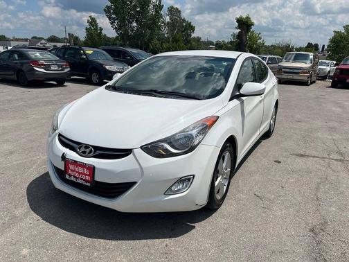 White 2012 Hyundai ELANTRA GLS