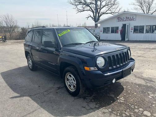 True Blue Pearlcoat 2014 Jeep Patriot Sport