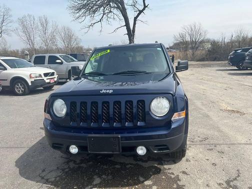 True Blue Pearlcoat 2014 Jeep Patriot Sport