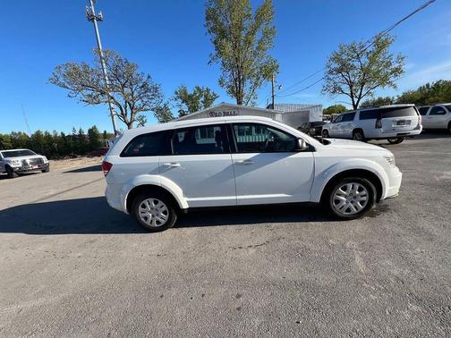 White 2015 Dodge Journey American Value Pkg