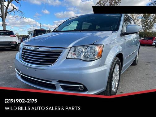 2013 Chrysler Town & Country Touring