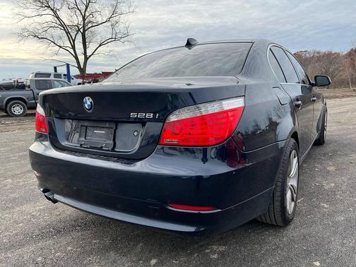 2010 BMW 528 i xDrive