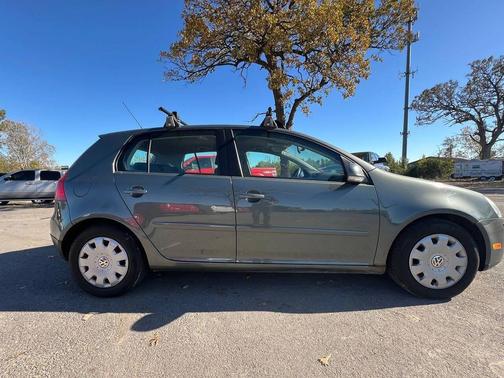 2008 Volkswagen Rabbit Base