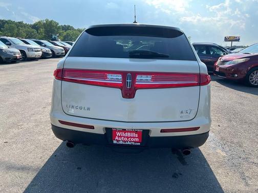 Platinum Dune Metallic Tri-Coat 2014 Lincoln MKT EcoBoost