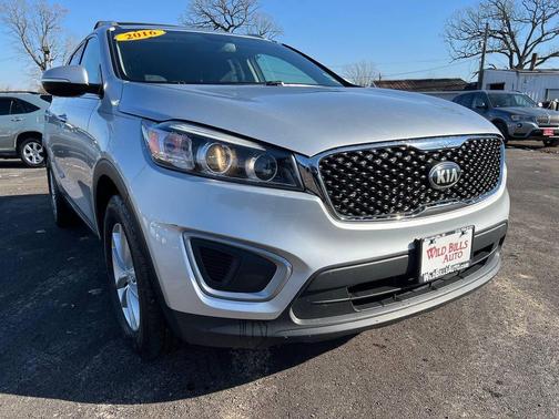 2016 Kia Sorento LX