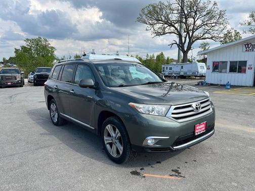 Charcoal 2011 Toyota Highlander Limited