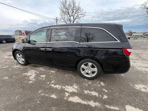 Crystal Black Pearl 2013 Honda Odyssey Touring
