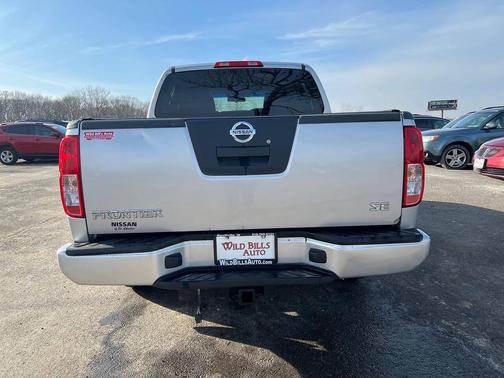 2005 Nissan Frontier SE Crew Cab