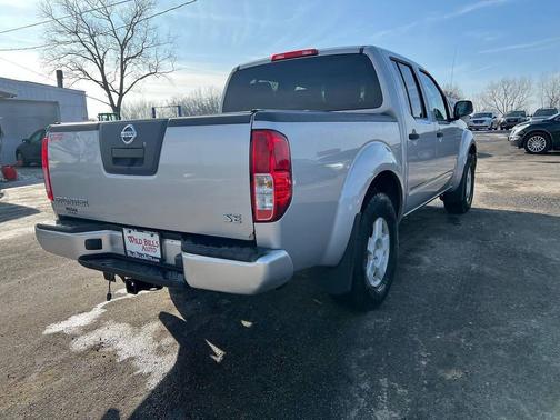 2005 Nissan Frontier SE Crew Cab
