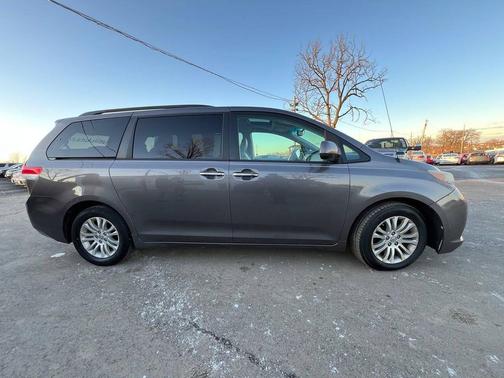 2014 Toyota Sienna Limited
