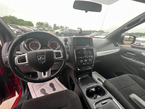 Redline 2 Coat Pearl 2014 Dodge Grand Caravan SXT
