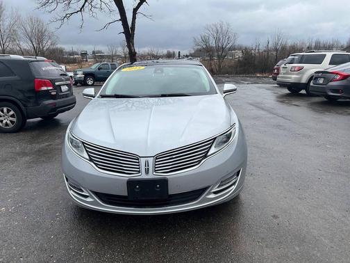 2015 Lincoln MKZ Base