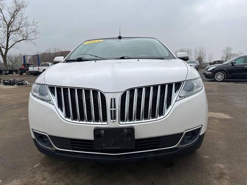 2013 Lincoln MKX Base