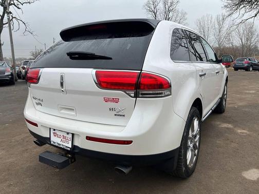 2013 Lincoln MKX Base