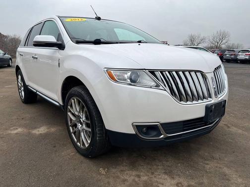 2013 Lincoln MKX Base