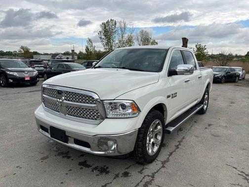 Pearl White 2017 RAM 1500 Laramie