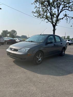 2005 Ford Focus ZX4 SE