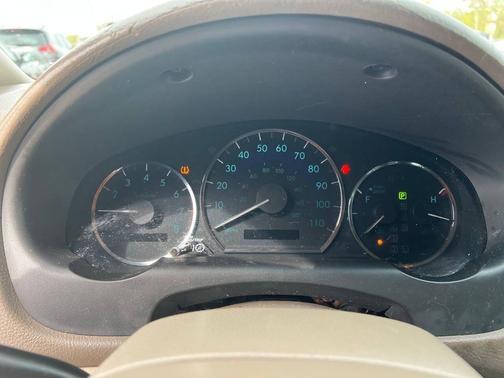 Tan 2009 Toyota Sienna XLE Limited